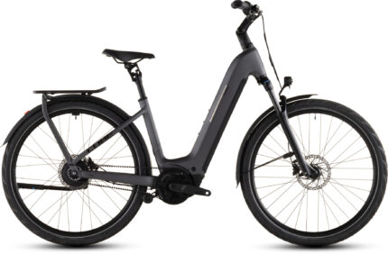 Cube Kathmandu Hybrid.jpg